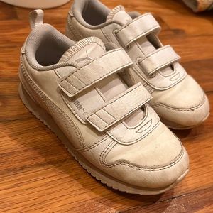 Puma ST runner toddler C10 used good condition white